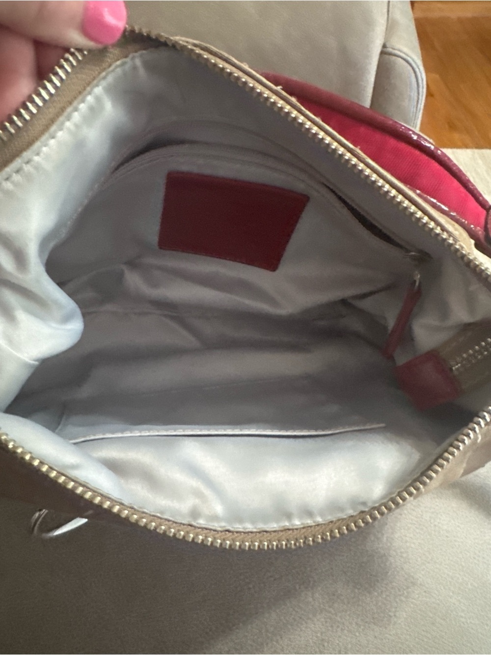 Coach Signature Khaki Pink Patent Crossbody Shoulder Bag Purse - Picture 6 of 7